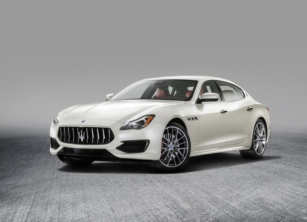 MASERATI QUATTROPORTE RECEBE UMA PEQUENA ATUALIZAÇÃO, foto 2