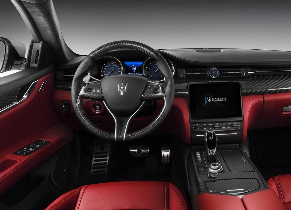 MASERATI QUATTROPORTE RECEBE UMA PEQUENA ATUALIZAÇÃO, foto 7