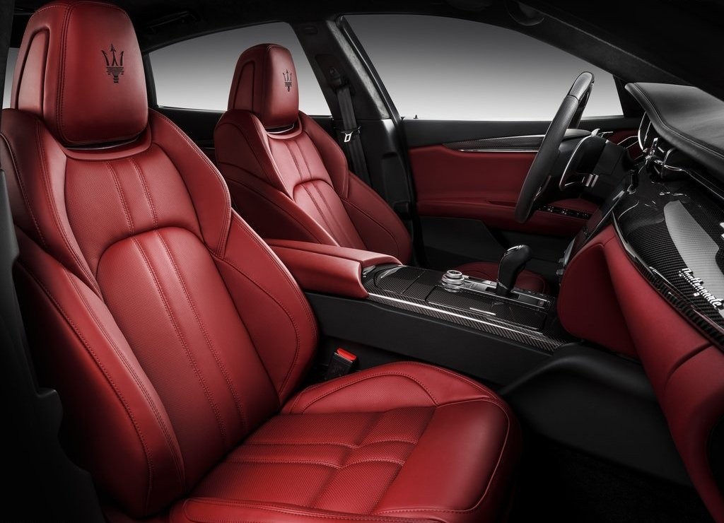 MASERATI QUATTROPORTE RECEBE UMA PEQUENA ATUALIZAÇÃO, foto 8