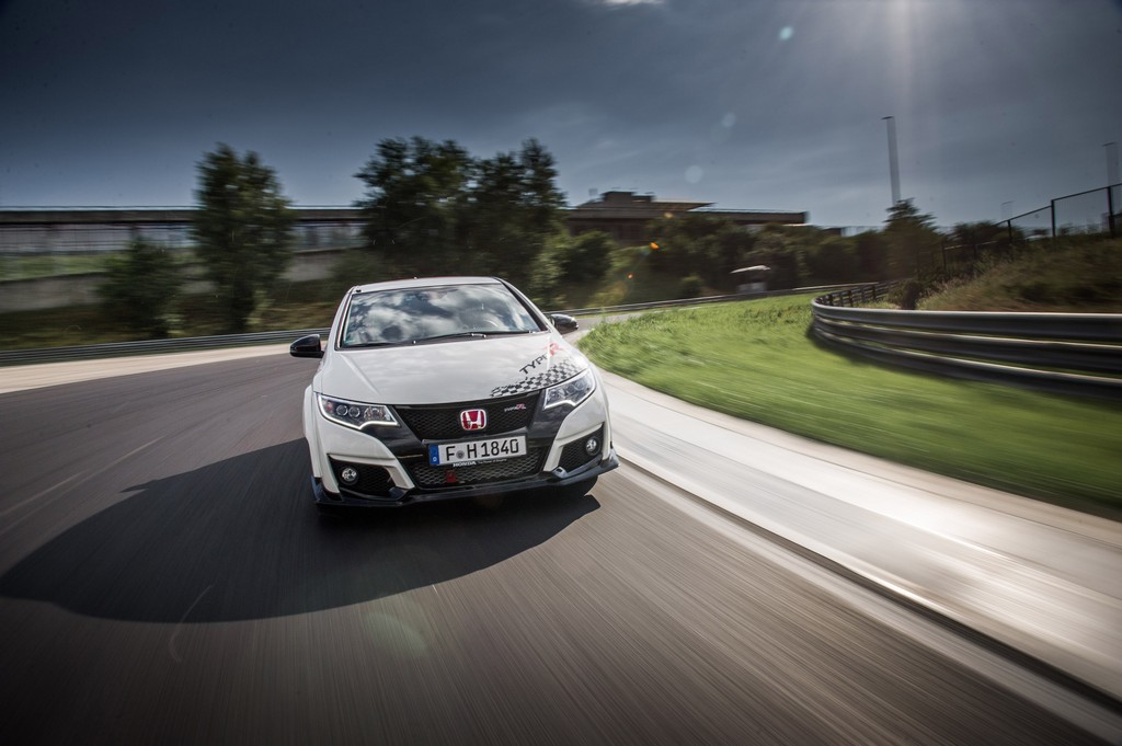 HONDA CIVIC TYPE-R MARCA TEMPOS EM VÁRIOS CIRCUITOS EUROPEUS, foto 4