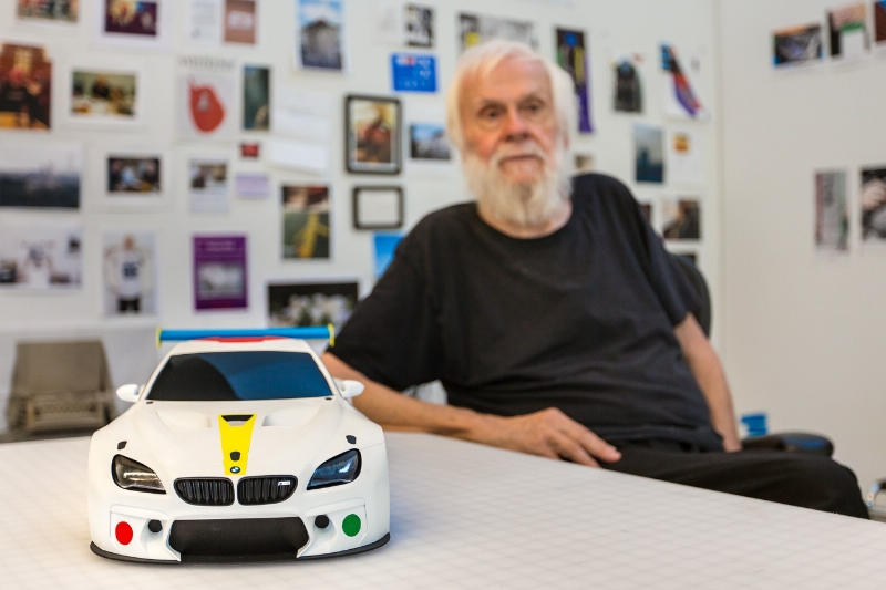 APRESENTADOS OS CONCEITOS DE DESIGN PARA OS 18º e 19º BMW ART CARS: CAO FEI E JOHN BALDESSARI, foto 1