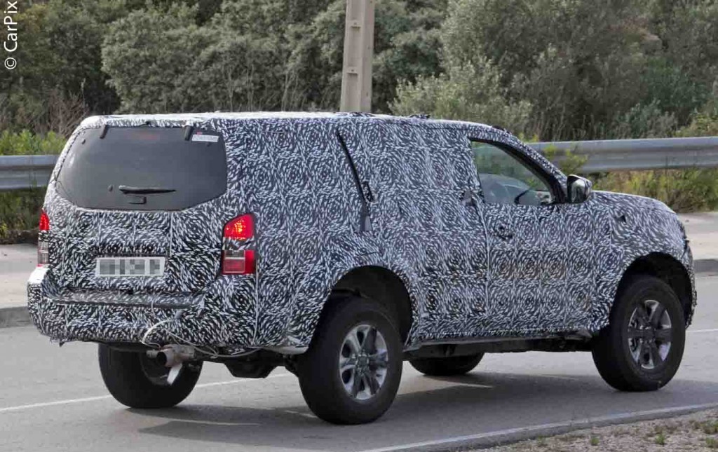 NISSAN ESTÁ PREPARANDO UM SUV BASEADO NA PICK-UP NAVARA NP300, foto 9