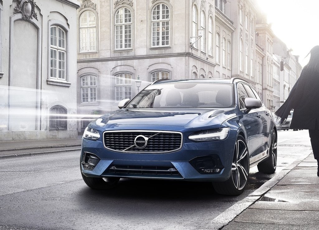 VOLVO S90 E V90 RECEBEM O PACOTE ESPORTIVO R-DESIGN, foto 13