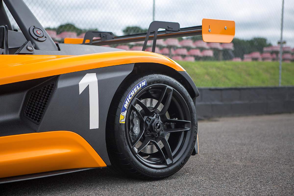 VÜHL 05RR: DIRETO DO MÉXICO PARA GOODWOOD, foto 4