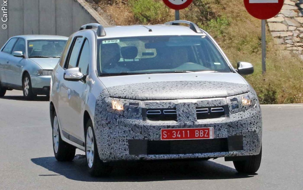 NOVOS DACIA SANDERO E LOGAN MCV ESTARÃO NO SALÃO DE PARIS, foto 1