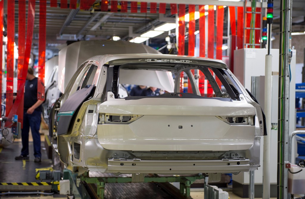 COMEÇA A PRODUÇÃO DO VOLVO V90 EM TORSLANDA, foto 2