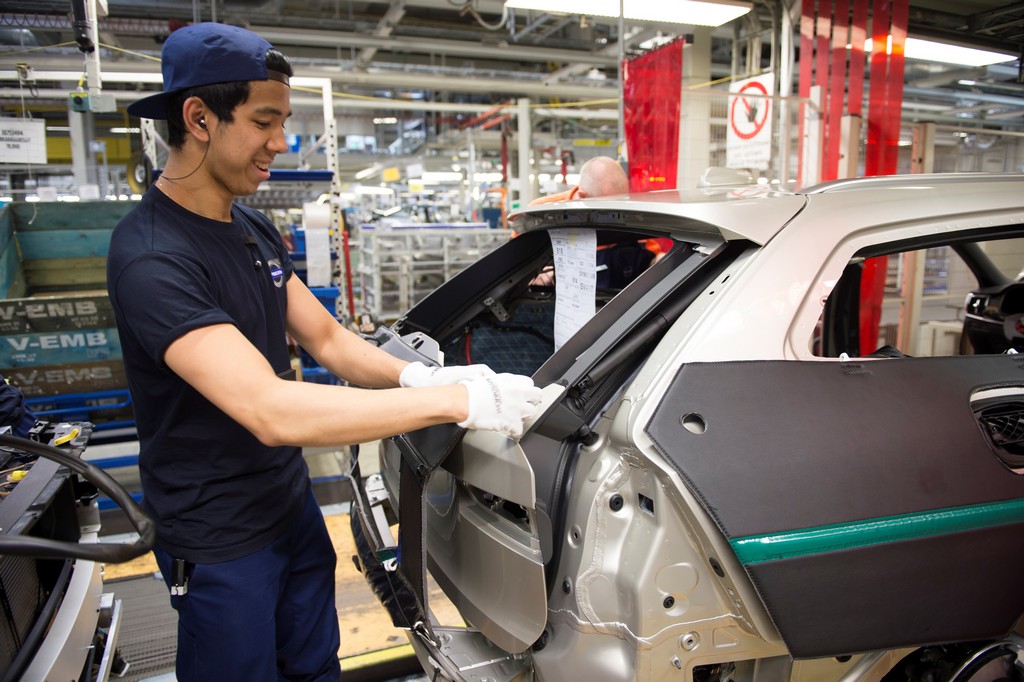 COMEÇA A PRODUÇÃO DO VOLVO V90 EM TORSLANDA, foto 4