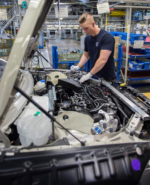 COMEÇA A PRODUÇÃO DO VOLVO V90 EM TORSLANDA, foto 7