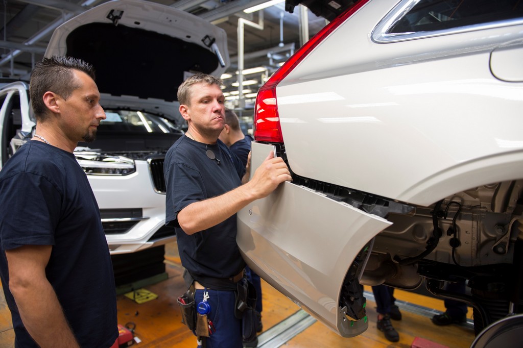 COMEÇA A PRODUÇÃO DO VOLVO V90 EM TORSLANDA, foto 15