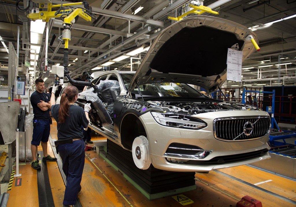 COMEÇA A PRODUÇÃO DO VOLVO V90 EM TORSLANDA, foto 18