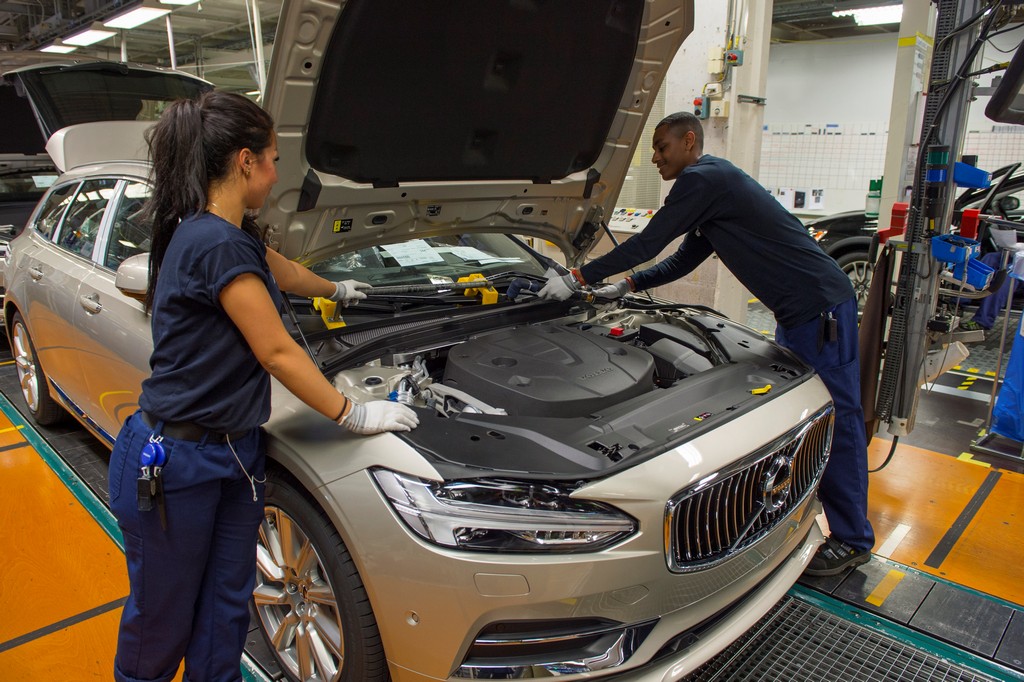 COMEÇA A PRODUÇÃO DO VOLVO V90 EM TORSLANDA, foto 23