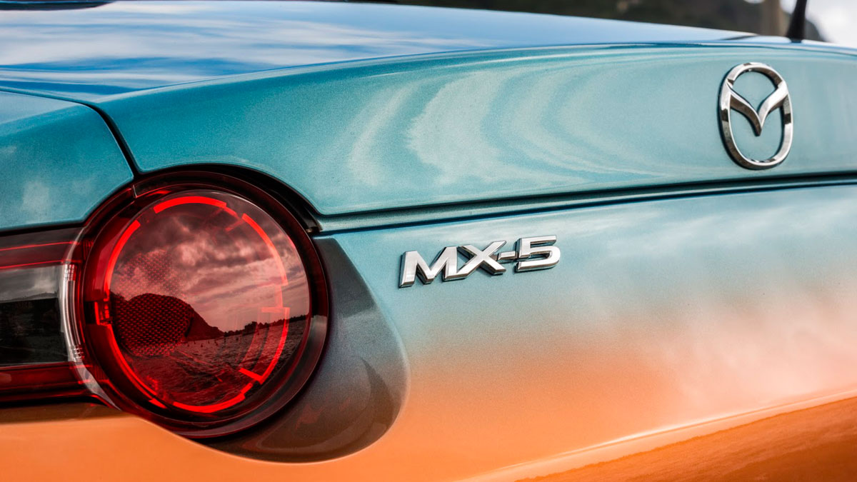 GARAGE ITALIA CUSTOMS REVELA O MAZDA MX-5 LEVANTO, foto 13