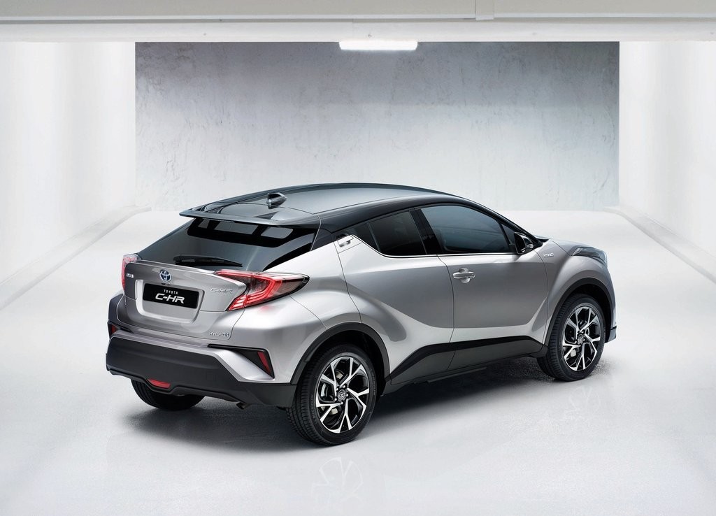 TOYOTA C-HR REVELA SEUS DETALHES DO INTERIOR E MAIS IMAGENS DO EXTERIOR, foto 13
