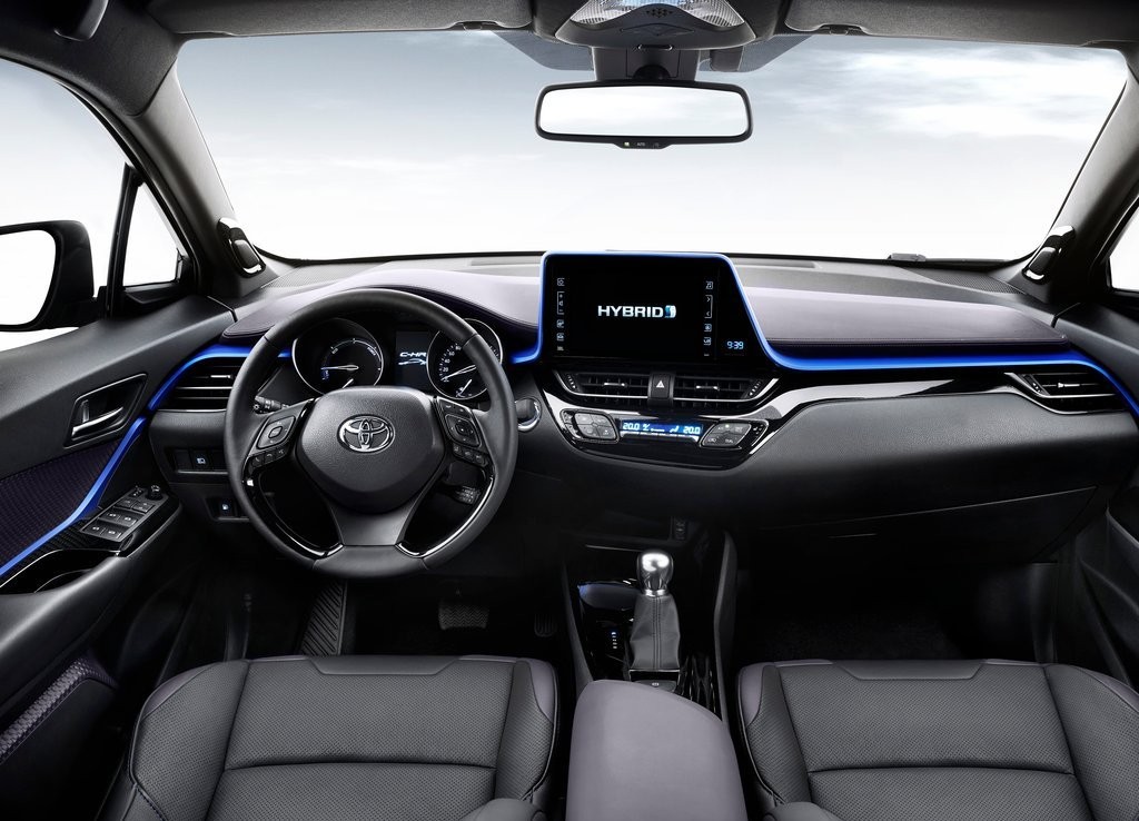 TOYOTA C-HR REVELA SEUS DETALHES DO INTERIOR E MAIS IMAGENS DO EXTERIOR, foto 16