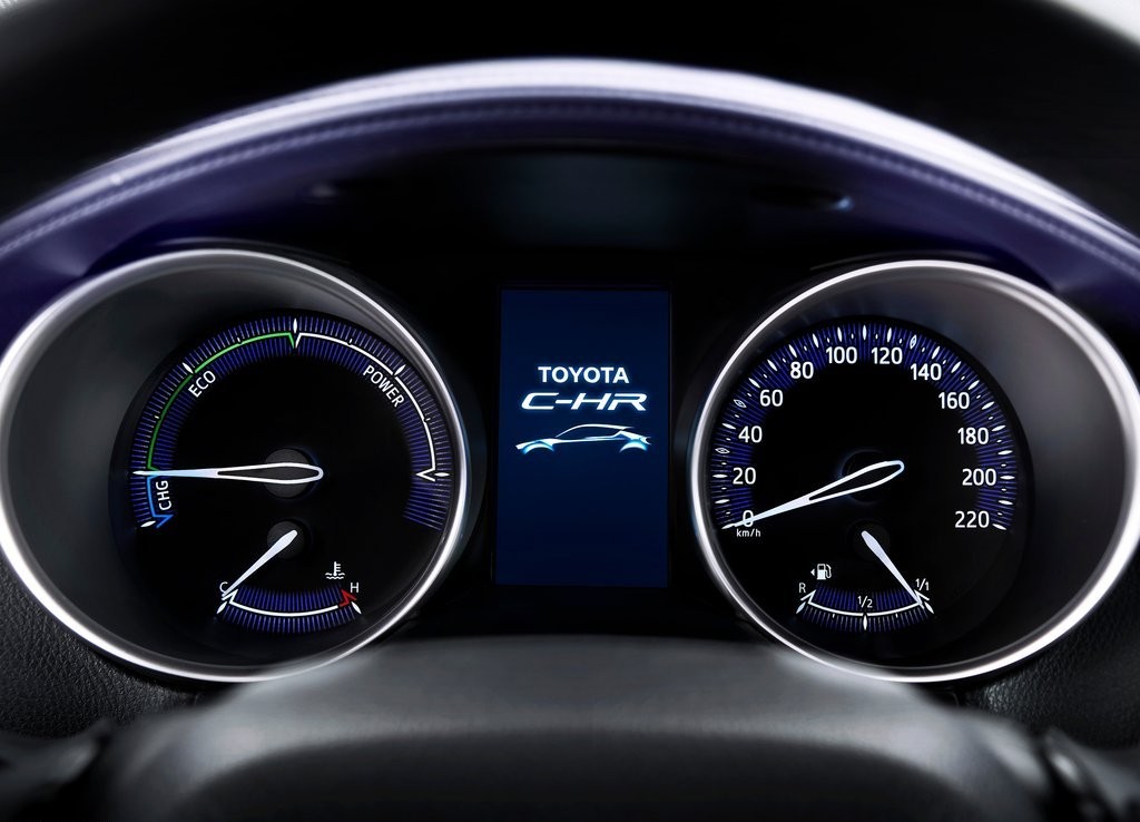 TOYOTA C-HR REVELA SEUS DETALHES DO INTERIOR E MAIS IMAGENS DO EXTERIOR, foto 20