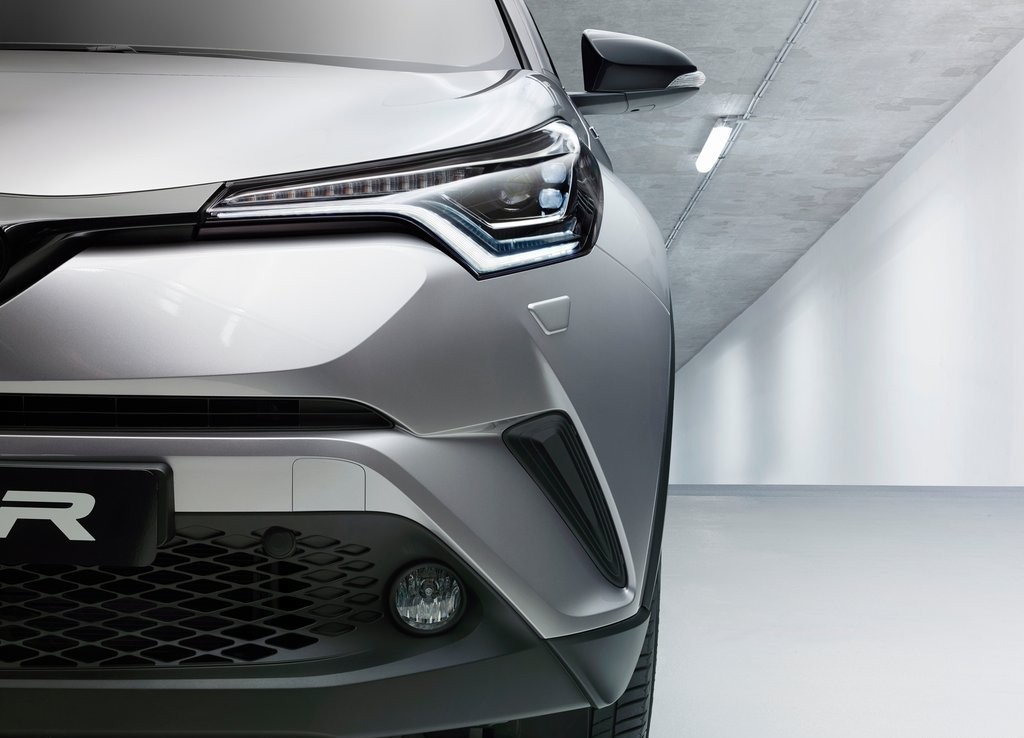 TOYOTA C-HR REVELA SEUS DETALHES DO INTERIOR E MAIS IMAGENS DO EXTERIOR, foto 23