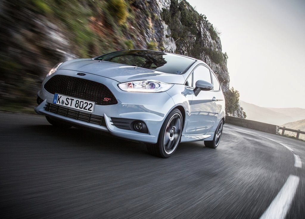 FORD FIESTA ST200: SURGEM NOVAS IMAGENS DO FIESTA MAIS POTENTE JÁ FABRICADO, foto 11