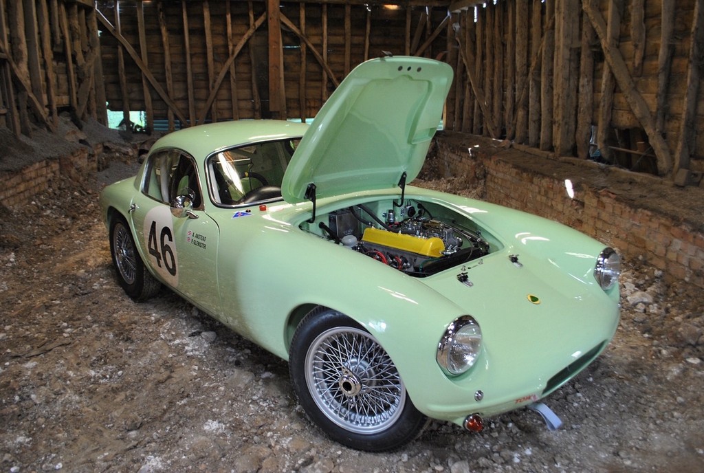 PRIMEIRO LOTUS ELITE FABRICADO EM SÉRIE VAI A LEILÃO, foto 5