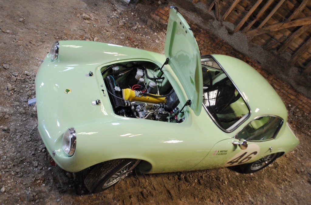 PRIMEIRO LOTUS ELITE FABRICADO EM SÉRIE VAI A LEILÃO, foto 6