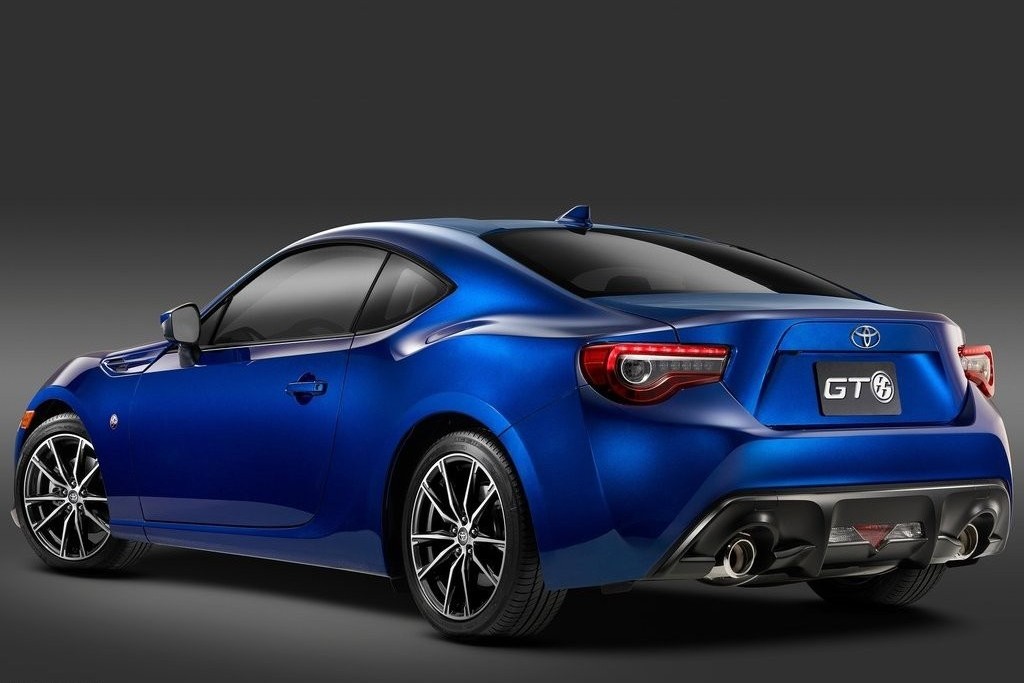 TOYOTA GT86 RECEBEU UM LEVE FACELIFT, foto 2