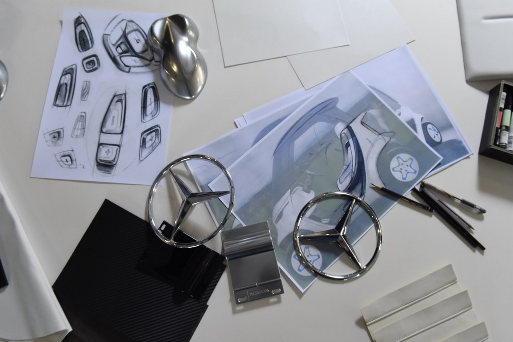 ESSE É O CARRINHO DE GOLF DA MERCEDES-BENZ, foto 16