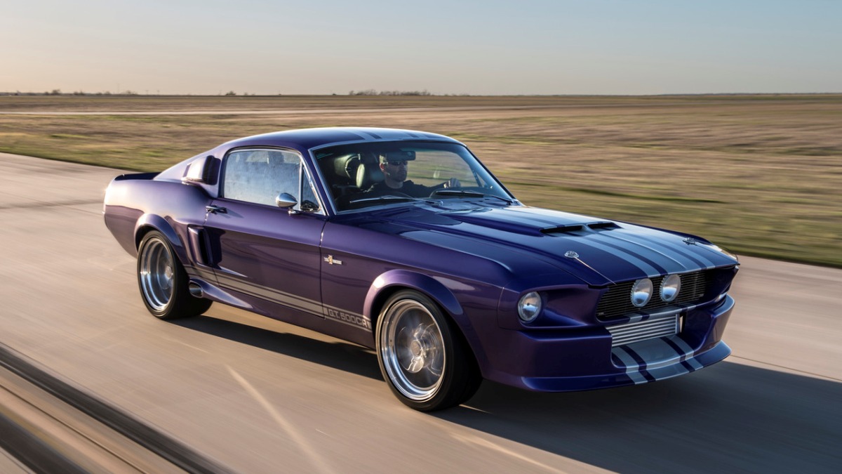 UMA RESTAURAÇÃO ESPETACULAR DE UM FORD MUSTANG SHELBY GT500CR DE 1967, foto 3