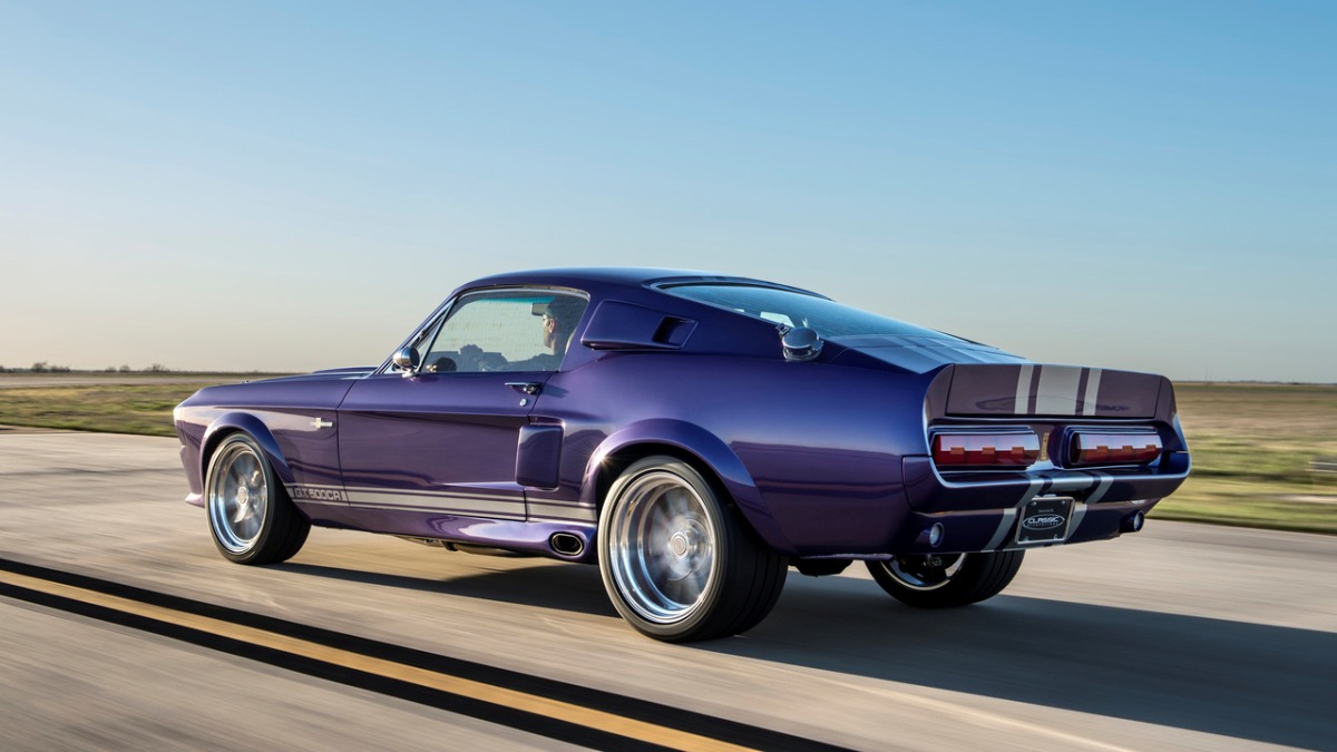 UMA RESTAURAÇÃO ESPETACULAR DE UM FORD MUSTANG SHELBY GT500CR DE 1967, foto 4