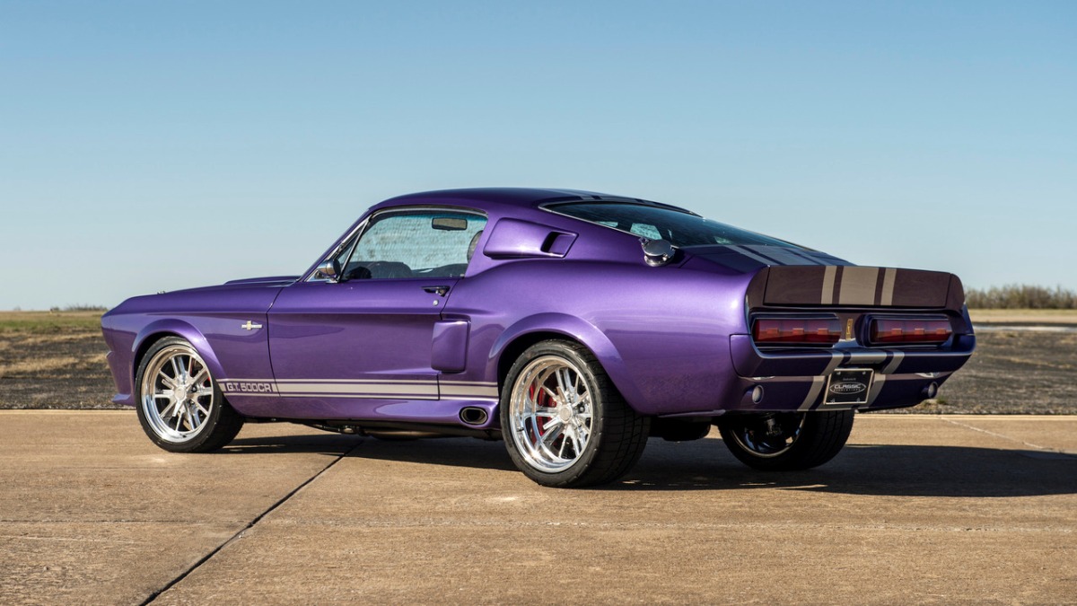 UMA RESTAURAÇÃO ESPETACULAR DE UM FORD MUSTANG SHELBY GT500CR DE 1967, foto 6