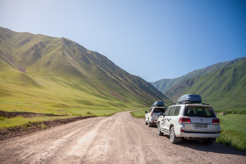 DOIS TOYOTAS LAND CRUISER ‘ESCALAM’ O EVEREST, foto 5