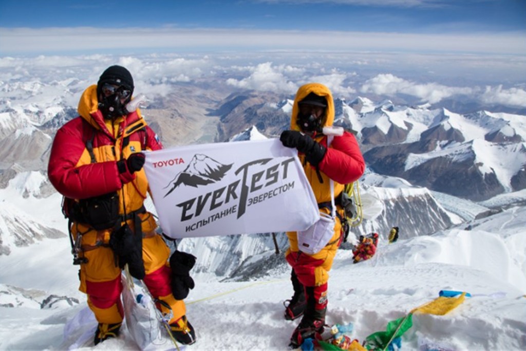 DOIS TOYOTAS LAND CRUISER ‘ESCALAM’ O EVEREST, foto 7