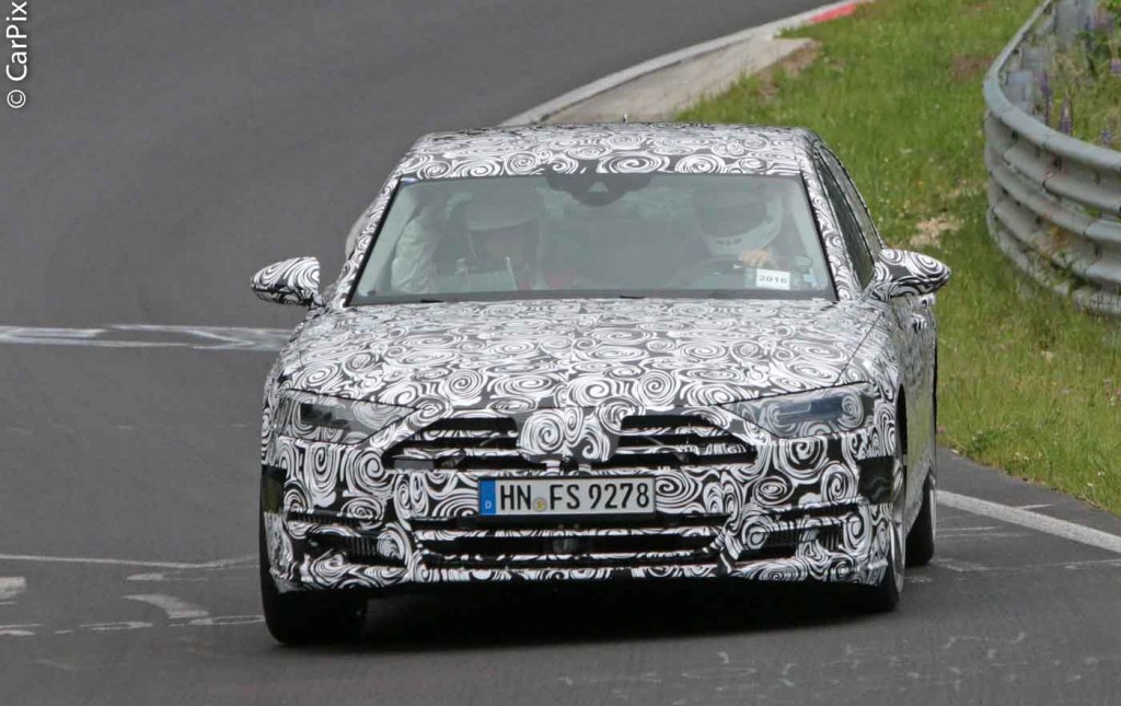 NOVA GERAÇÃO DO AUDI A8 RODANDO POR NÜRBURGRING, foto 1