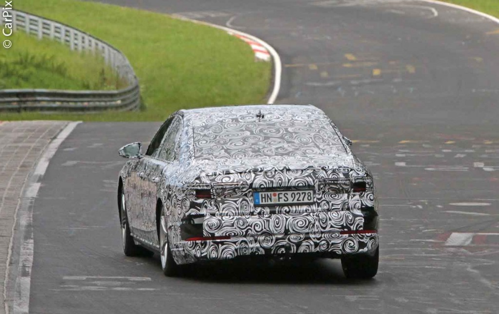 NOVA GERAÇÃO DO AUDI A8 RODANDO POR NÜRBURGRING, foto 16
