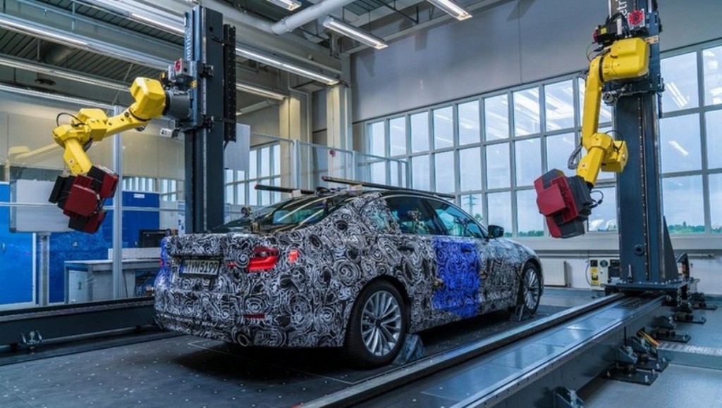 BMW MOSTRA IMAGENS DO FUTURO SÉRIE 5 EM DESENVOLVIMENTO, foto 2