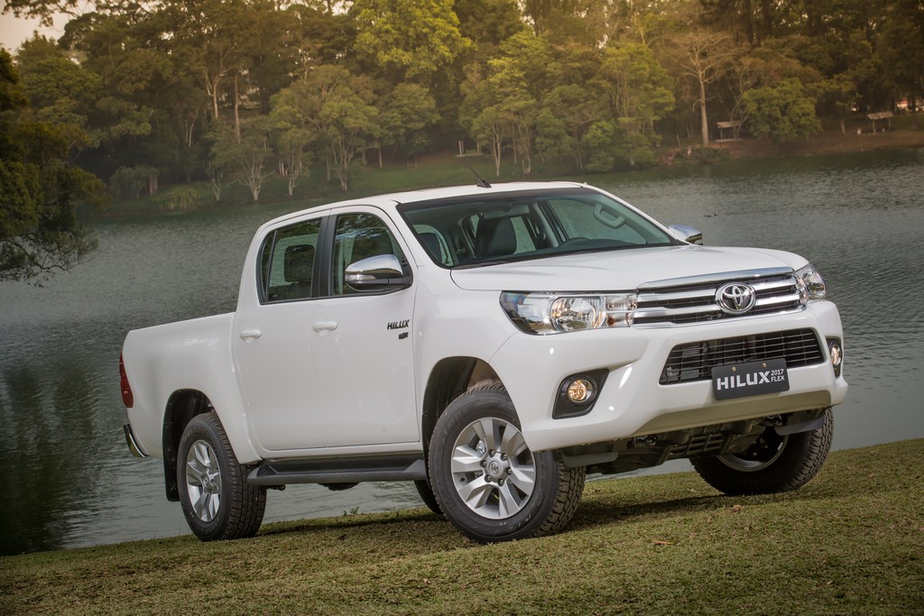 TOYOTA LANÇA NOVA GERAÇÃO DA HILUX E SW4 COM MOTOR DUAL VVT-i FLEX E DESIGN APRIMORADO, foto 4