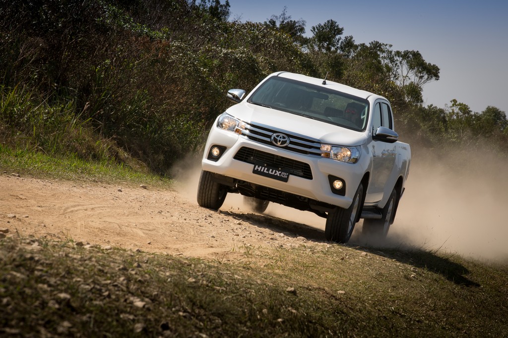 TOYOTA LANÇA NOVA GERAÇÃO DA HILUX E SW4 COM MOTOR DUAL VVT-i FLEX E DESIGN APRIMORADO, foto 12
