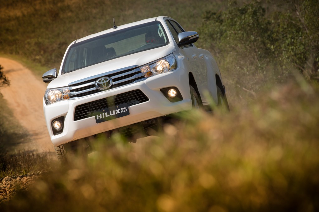 TOYOTA LANÇA NOVA GERAÇÃO DA HILUX E SW4 COM MOTOR DUAL VVT-i FLEX E DESIGN APRIMORADO, foto 15