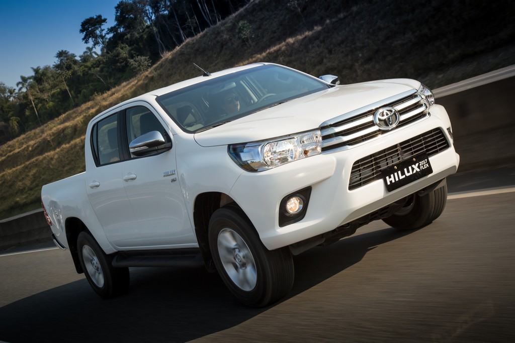 TOYOTA LANÇA NOVA GERAÇÃO DA HILUX E SW4 COM MOTOR DUAL VVT-i FLEX E DESIGN APRIMORADO, foto 17