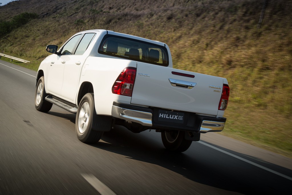 TOYOTA LANÇA NOVA GERAÇÃO DA HILUX E SW4 COM MOTOR DUAL VVT-i FLEX E DESIGN APRIMORADO, foto 20