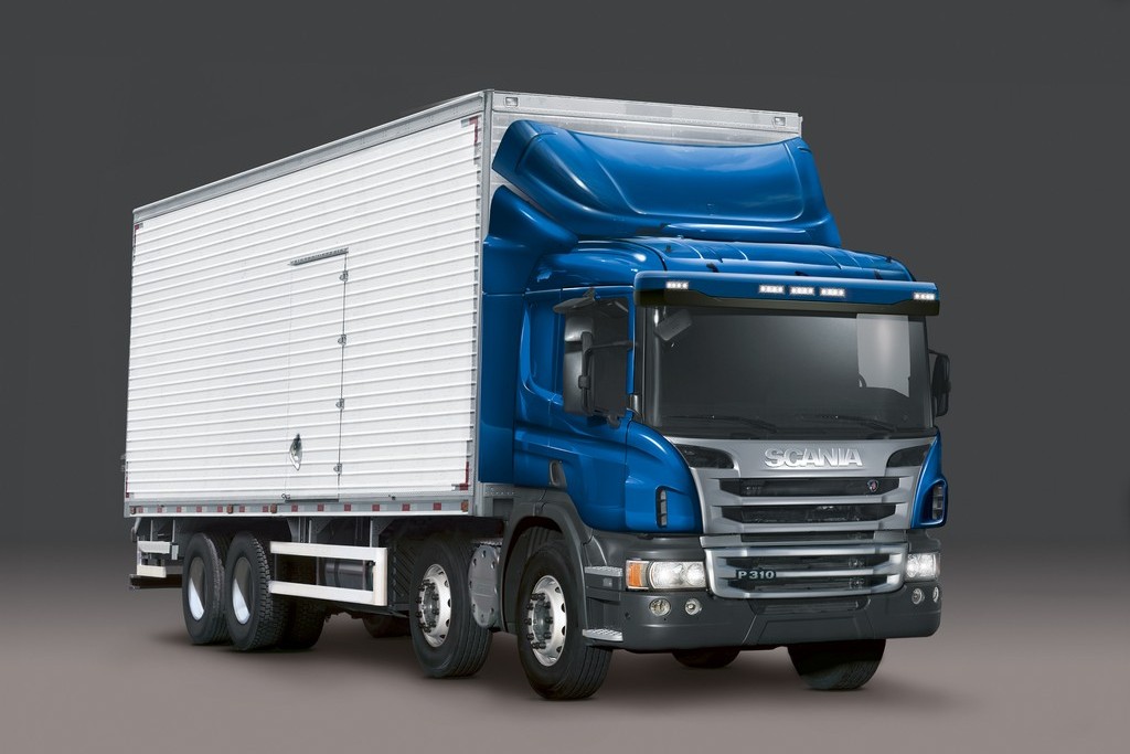 SCANIA CELEBRA 5 ANOS DA LINHA DE CAMINHÕES SEMIPESADOS, foto 2