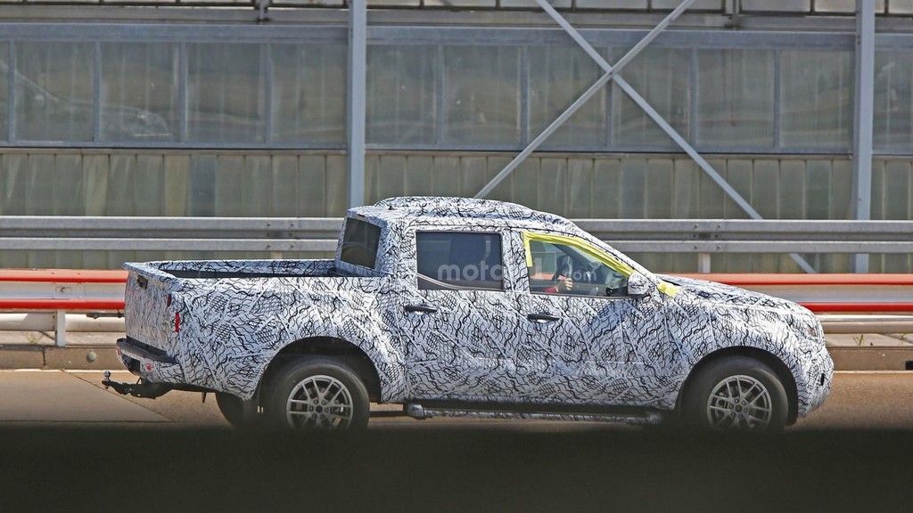 SURGEM IMAGENS DA PICK-UP DA MERCEDES-BENZ EM TESTES, foto 8