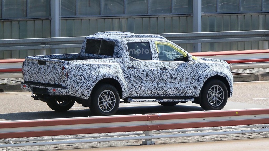 SURGEM IMAGENS DA PICK-UP DA MERCEDES-BENZ EM TESTES, foto 10