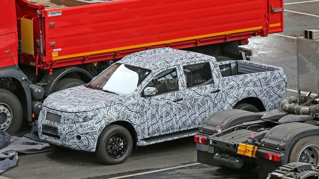 SURGEM IMAGENS DA PICK-UP DA MERCEDES-BENZ EM TESTES, foto 19