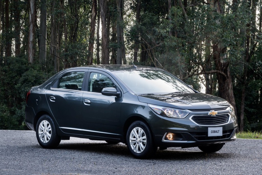COM SISTEMA ECO, COBALT 1.8 FICA MAIS CONFORTÁVEL, ECONÔMICO E POTENTE, foto 3