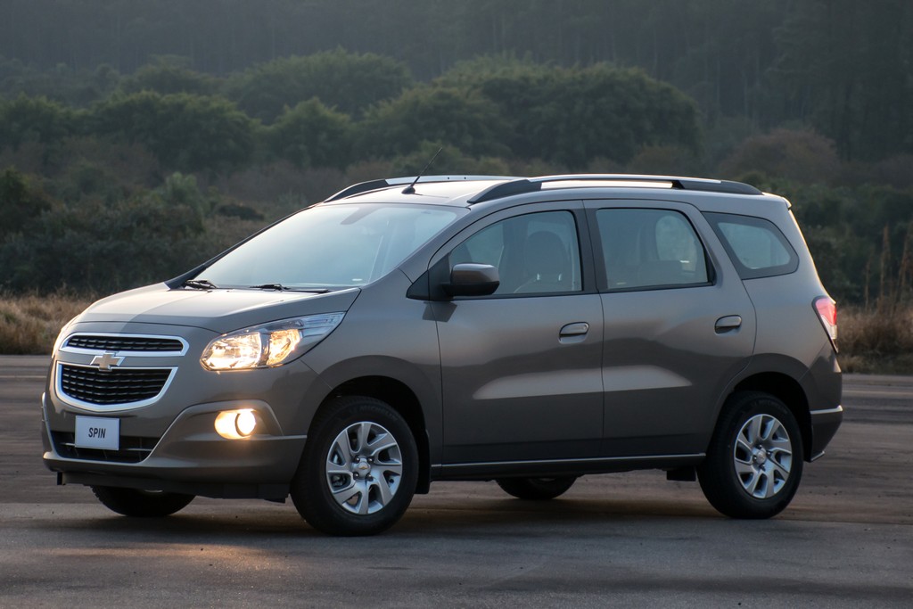 CHEVROLET SPIN 2017 CHEGA COM NOVIDADES MECÂNICAS E TECNOLÓGICAS, foto 17