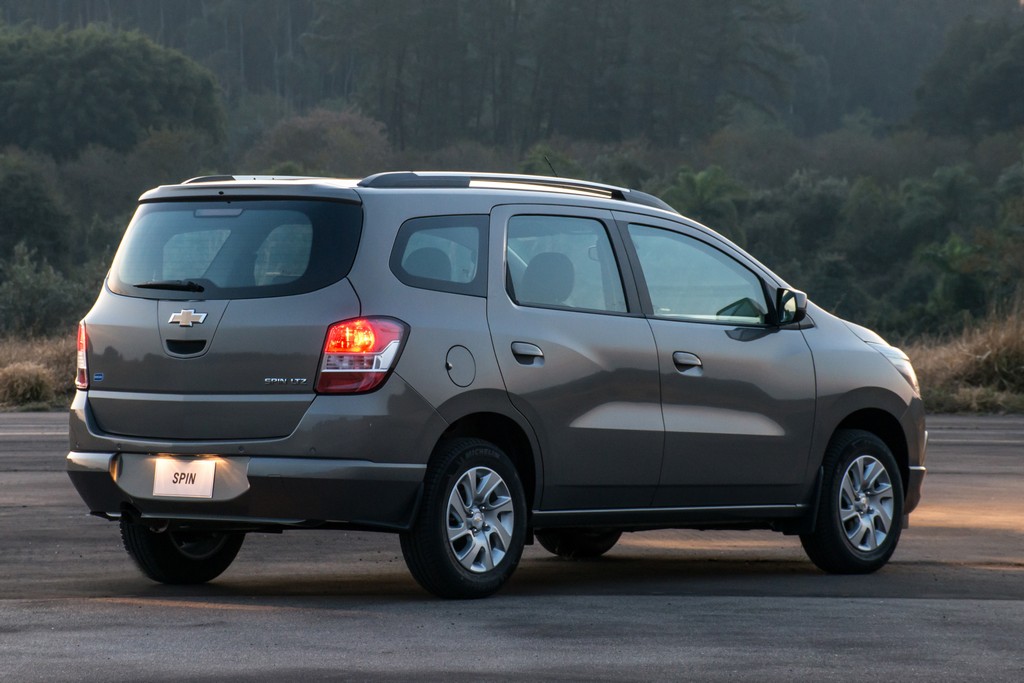 CHEVROLET SPIN 2017 CHEGA COM NOVIDADES MECÂNICAS E TECNOLÓGICAS, foto 18