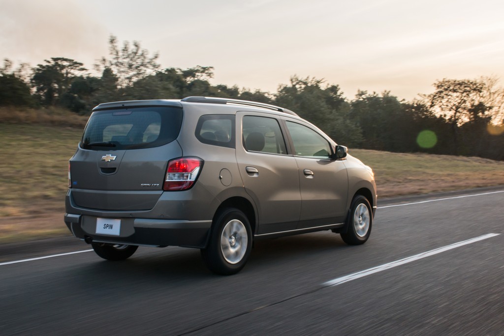 CHEVROLET SPIN 2017 CHEGA COM NOVIDADES MECÂNICAS E TECNOLÓGICAS, foto 20