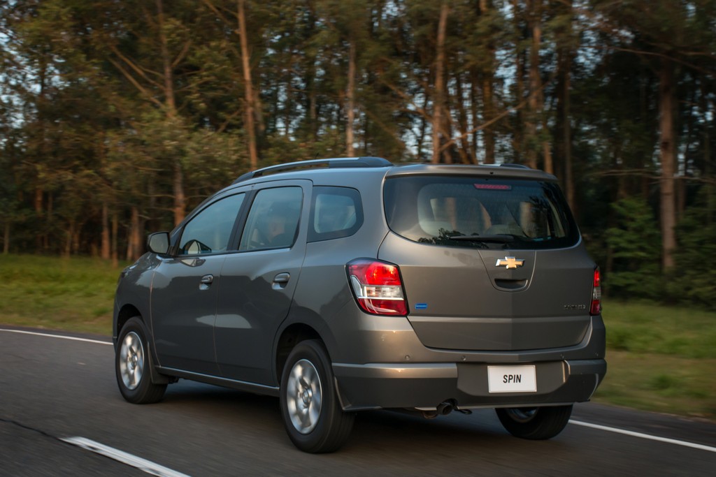 CHEVROLET SPIN 2017 CHEGA COM NOVIDADES MECÂNICAS E TECNOLÓGICAS, foto 21