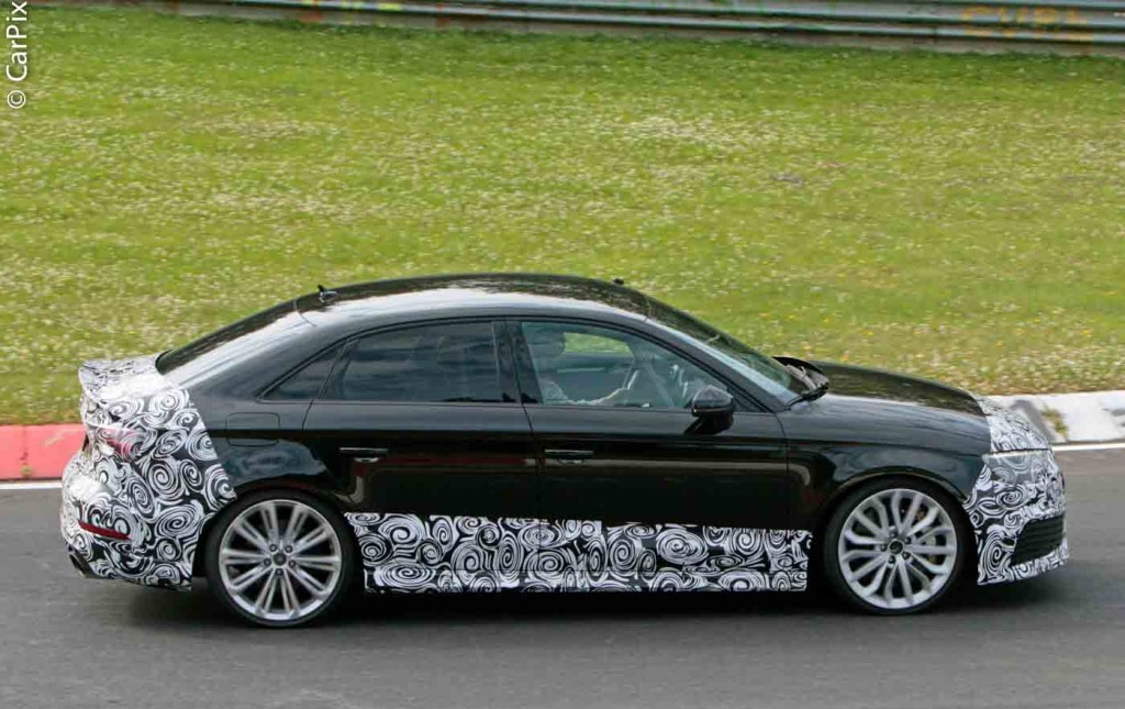 AUDI RS3 NA VERSÃO SEDAN EM TESTES DE DESENVOLVIMENTO, foto 6