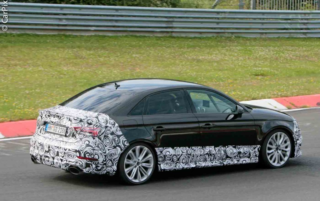 AUDI RS3 NA VERSÃO SEDAN EM TESTES DE DESENVOLVIMENTO, foto 7