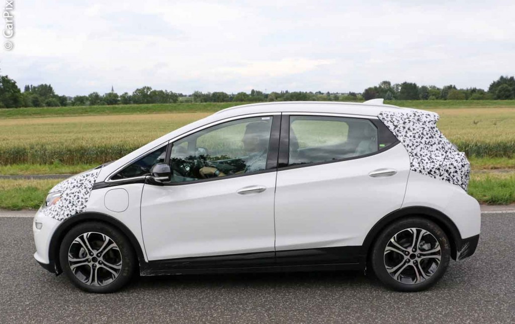 OPEL AMPERA-e JÁ ESTÁ RODANDO EM TESTES PELA EUROPA, foto 5